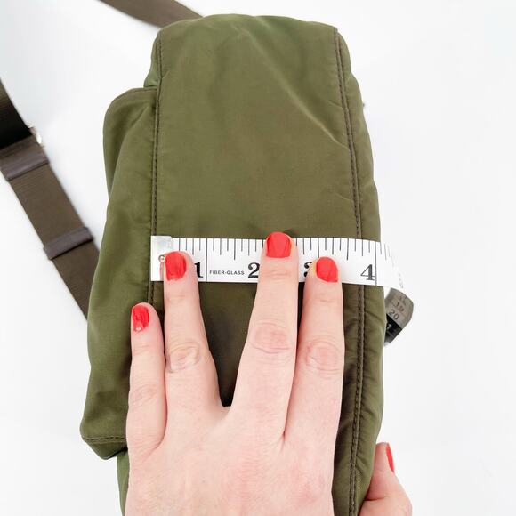 Prada Army Green Nylon Vela Logo Plaque Messenger Bruciato Crossbody Bag - Picture 12 of 14